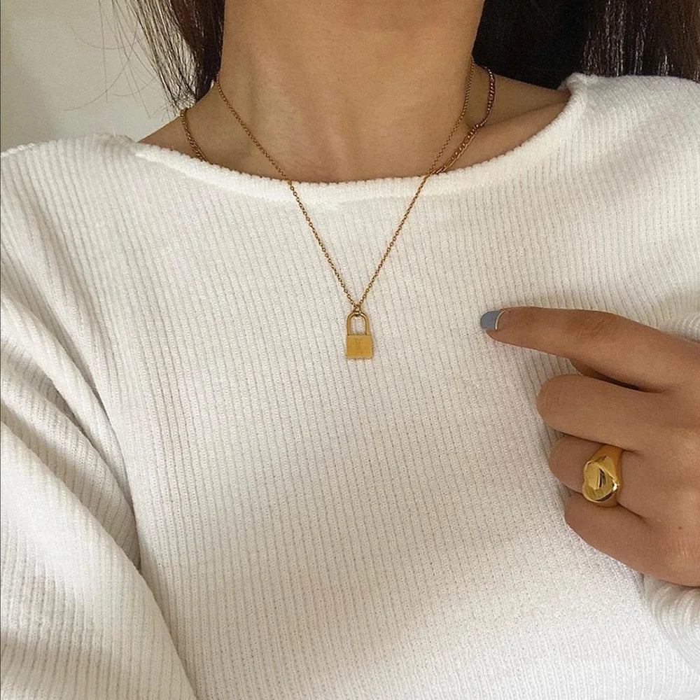 Cadena moderna de Oro