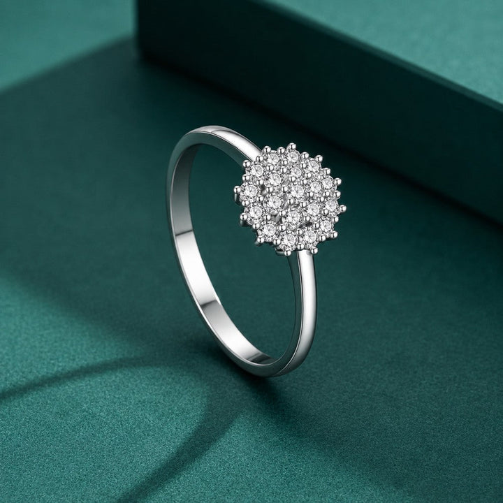 Anillo Floral Circonitas Elegante