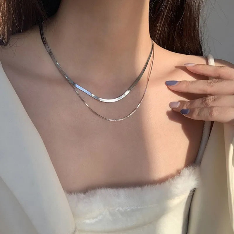 Collar Serpiente en Capas Oro Blanco