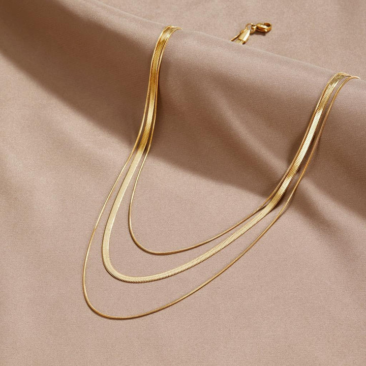 Collar Dorado Multicapa