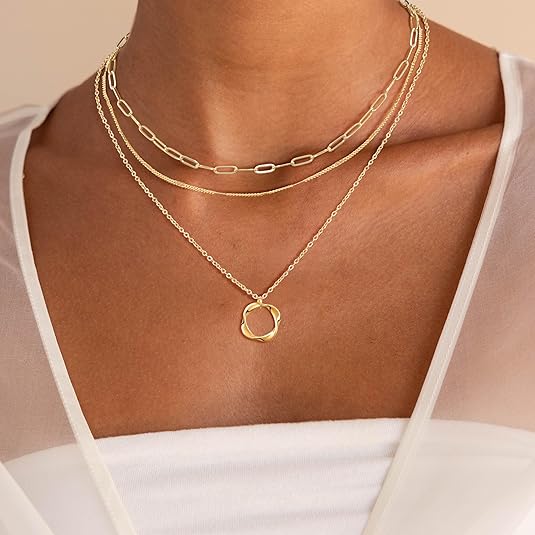 Collar vintage con cadena y colgante