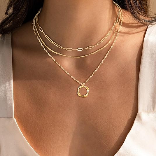 Collar vintage con cadena y colgante