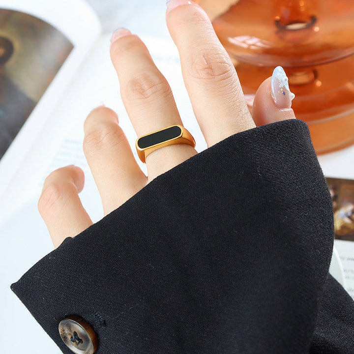 Anillo de ónix de Oro Brenda