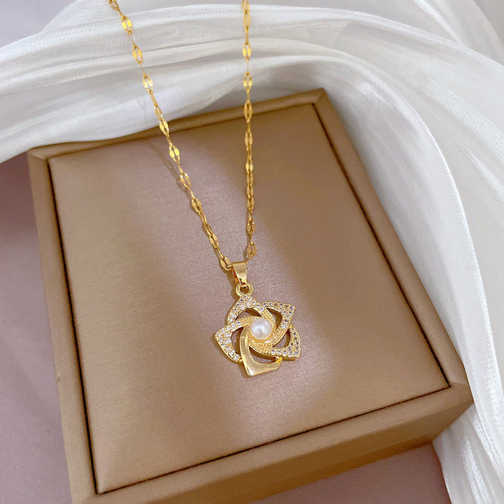Collar de flor de perlas Orient