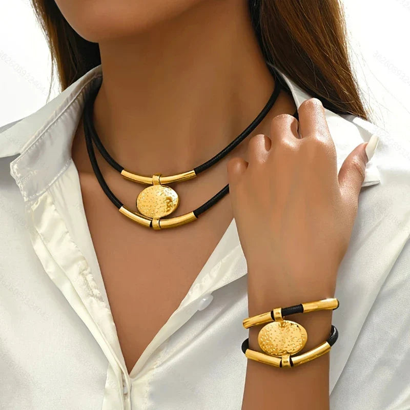 Conjunto Collar y Pulsera en Capas