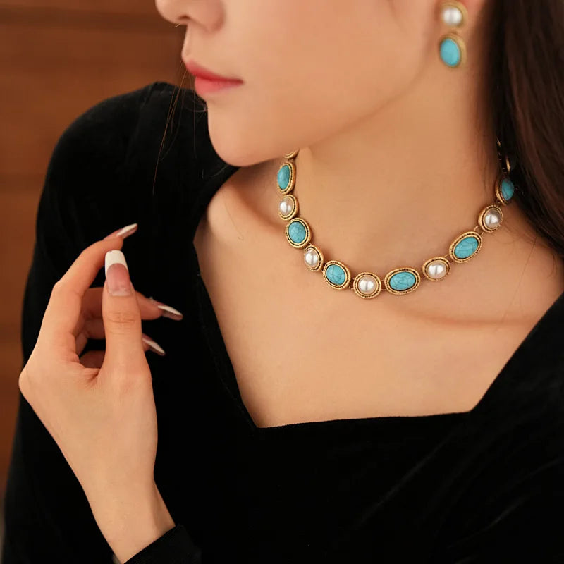 Conjunto Turquesa y Perlas Antiguo