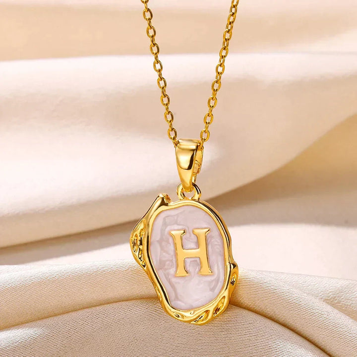Collar océano con iniciales de Oro