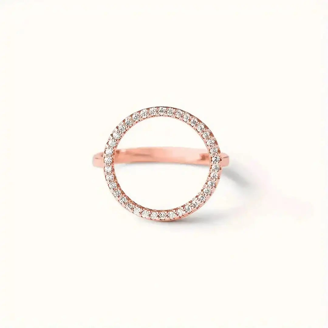 Anillo Círculo Redondo con Circonitas