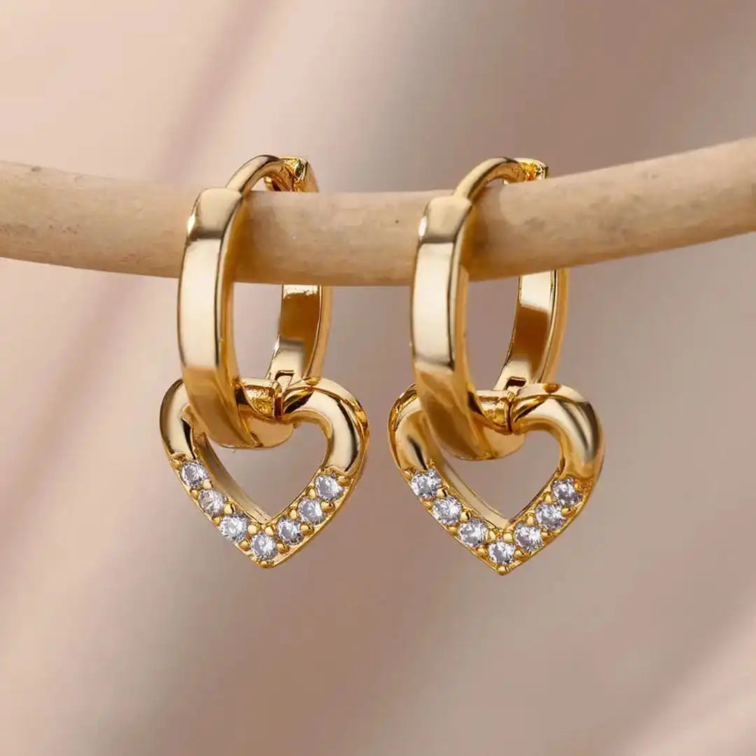 Pendientes Corazón Calado con Circonitas