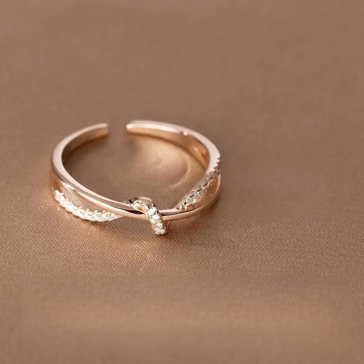 Anillo Nudo Cruzado Clásico