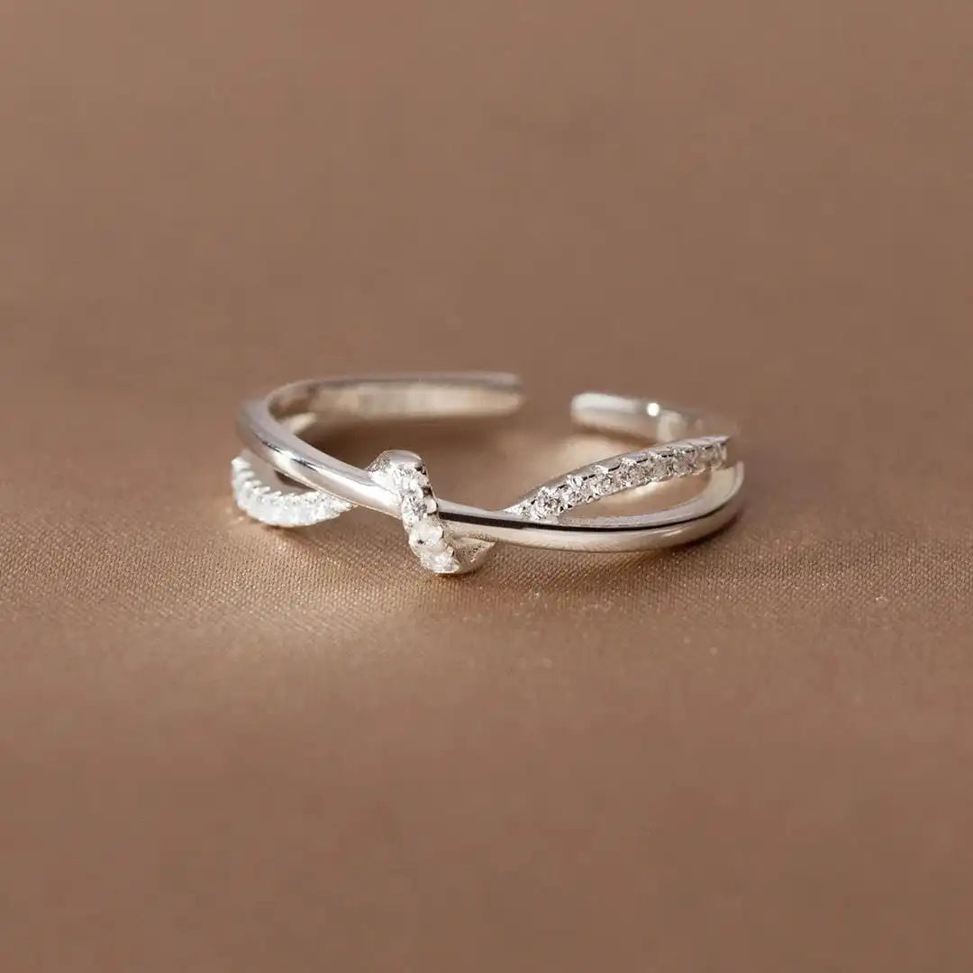 Anillo Nudo Cruzado Clásico