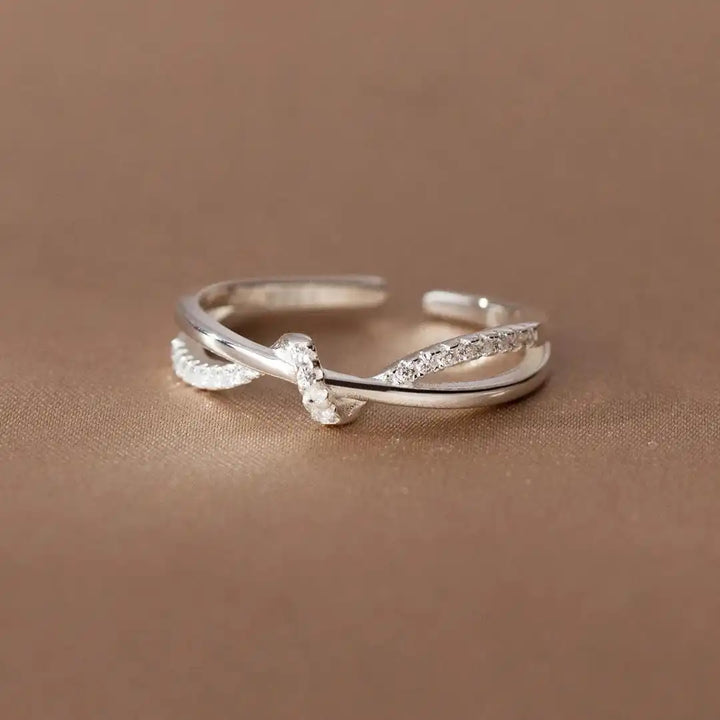 Anillo Nudo Cruzado Clásico