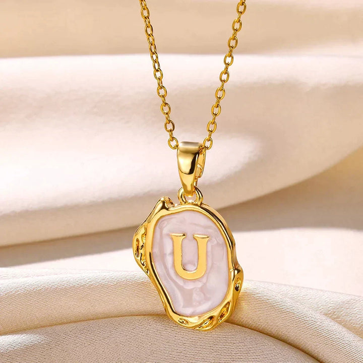 Collar océano con iniciales de Oro