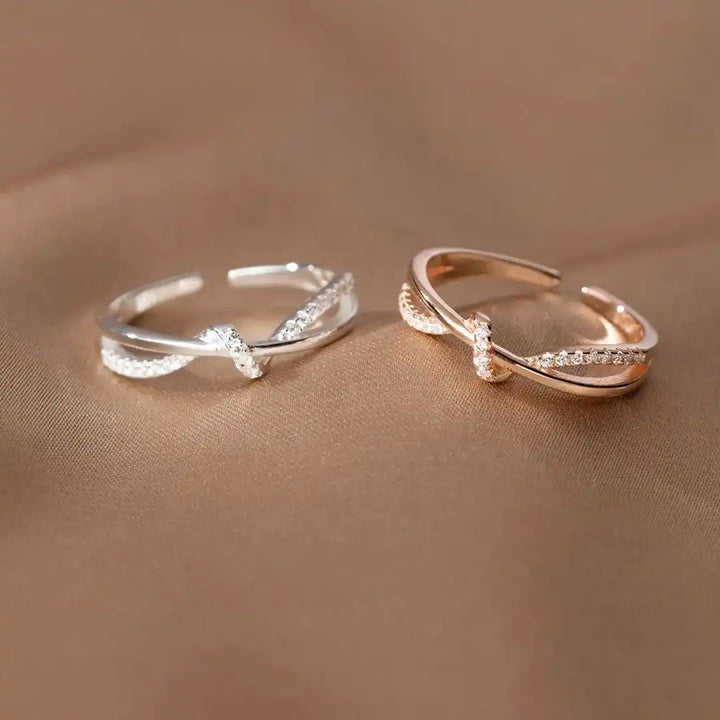 Anillo Nudo Cruzado Clásico