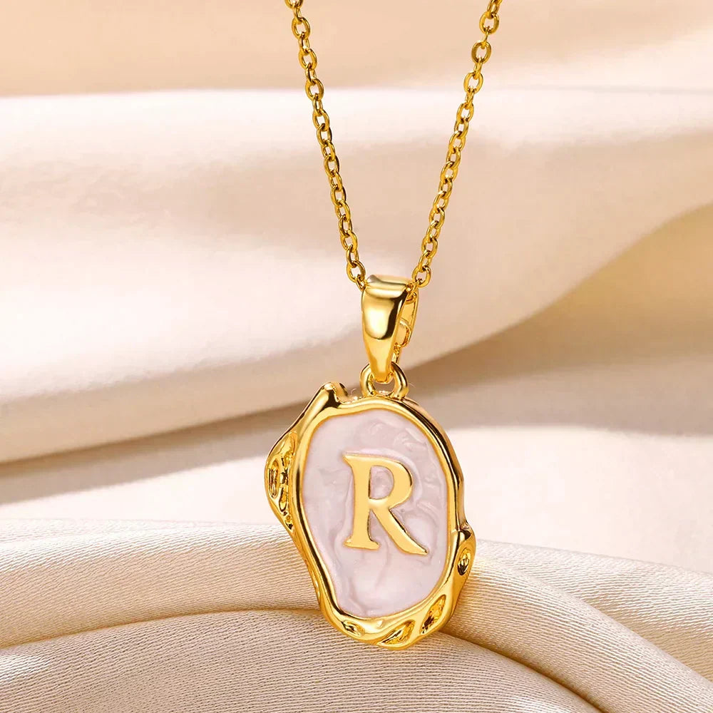 Collar océano con iniciales de Oro