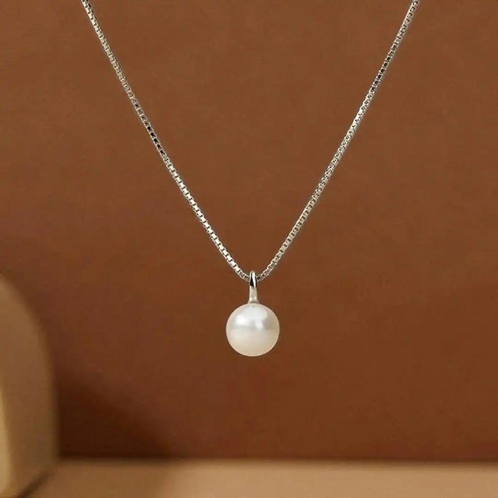 Collar Colgante de Perla Atemporal