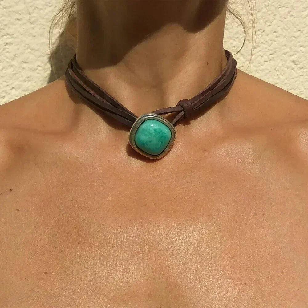 Choker de Cuero con Turquesa