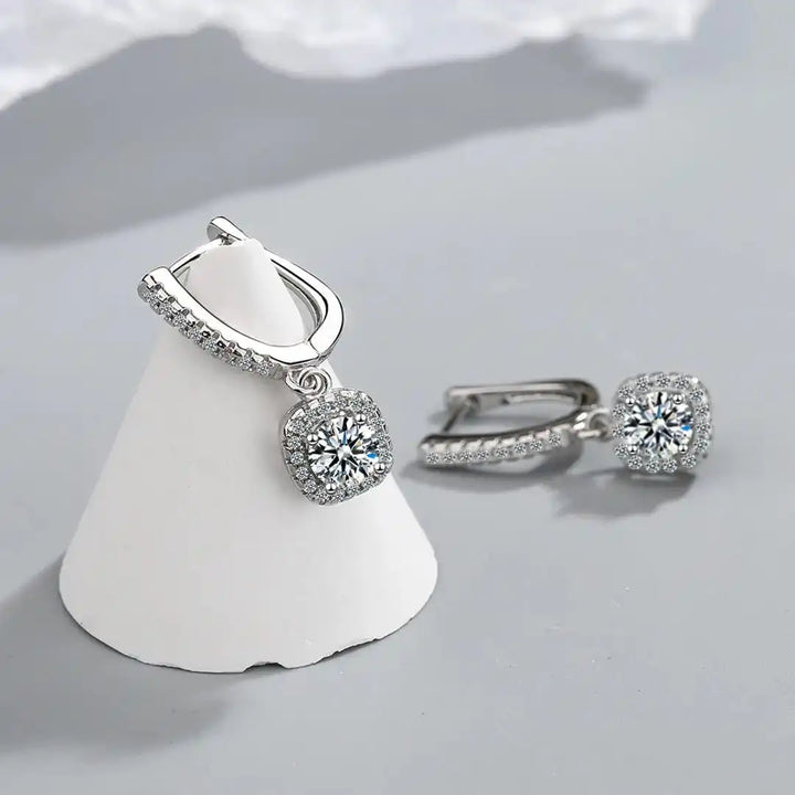 Pendientes Clásicos Oro Blanco con Piedra