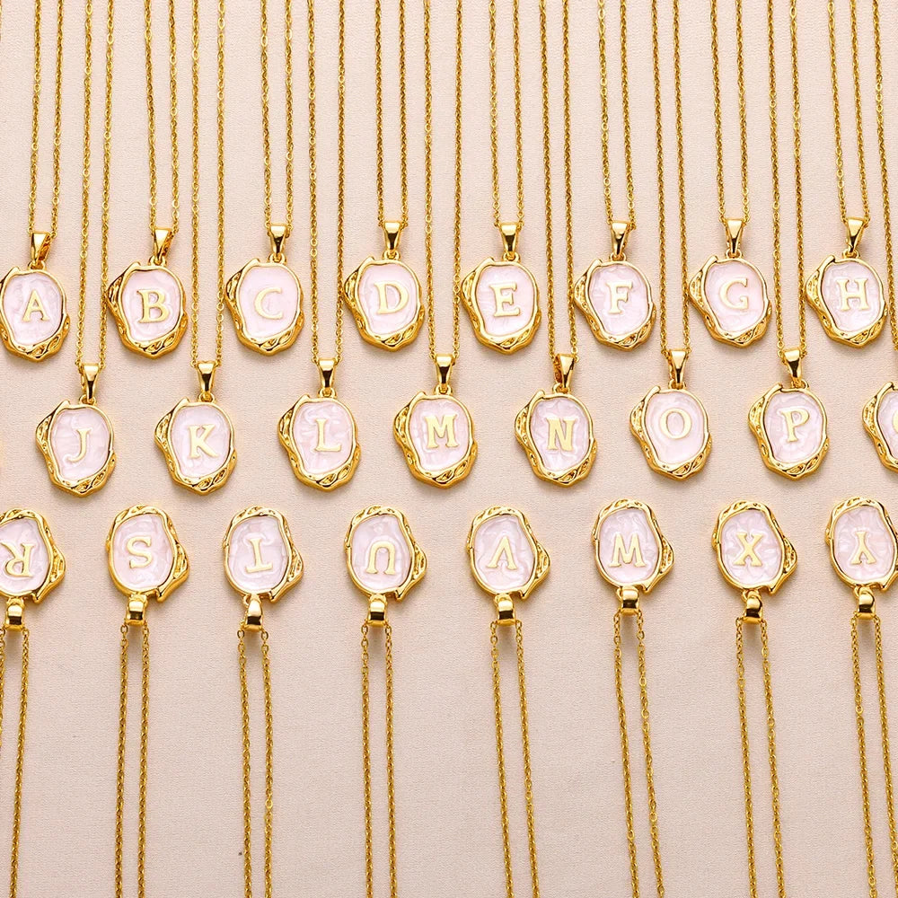 Collar océano con iniciales de Oro