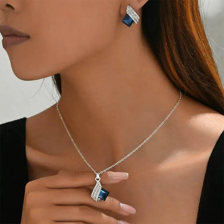 Conjunto de Joyería Elegante Plateado