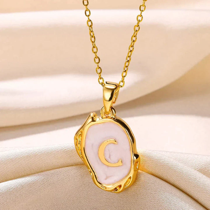 Collar océano con iniciales de Oro