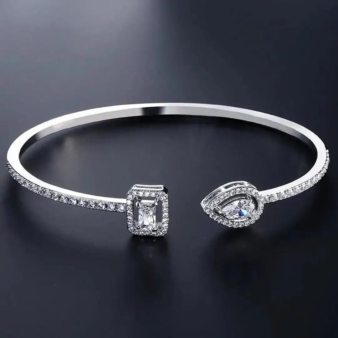 Brazalete Abierto Dorado Dos Piedras