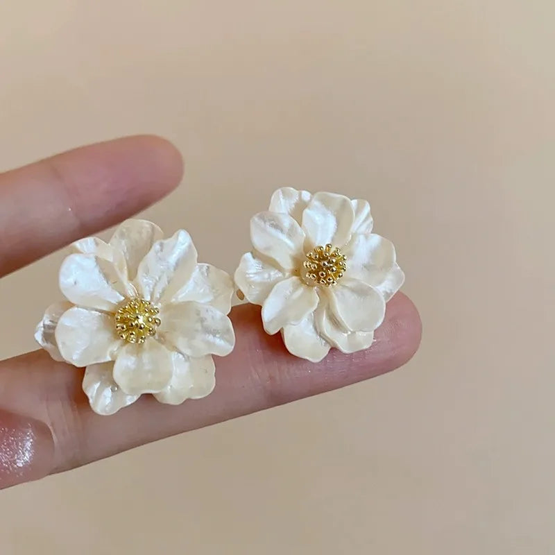 Pendientes Flor Blanca