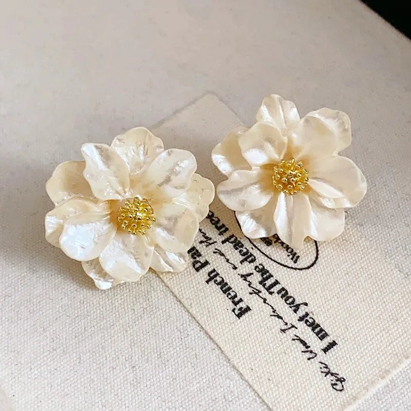 Pendientes Flor Blanca