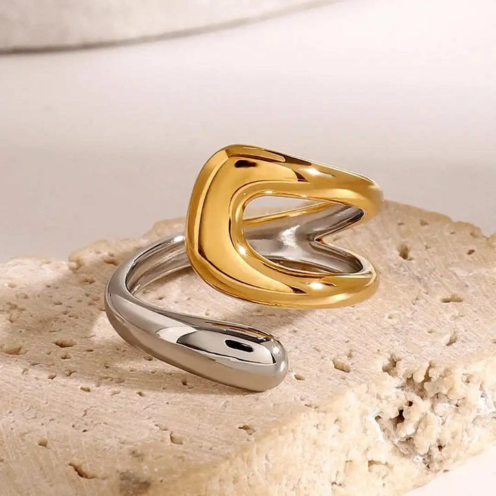 Anillo Abierto Dorado Atemporal