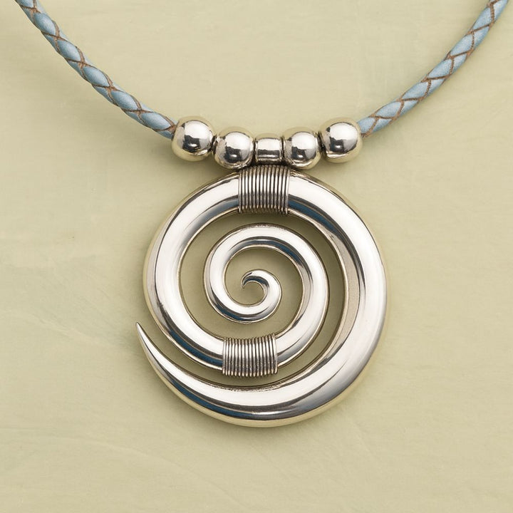 Collar Espiral Vintage Plateado