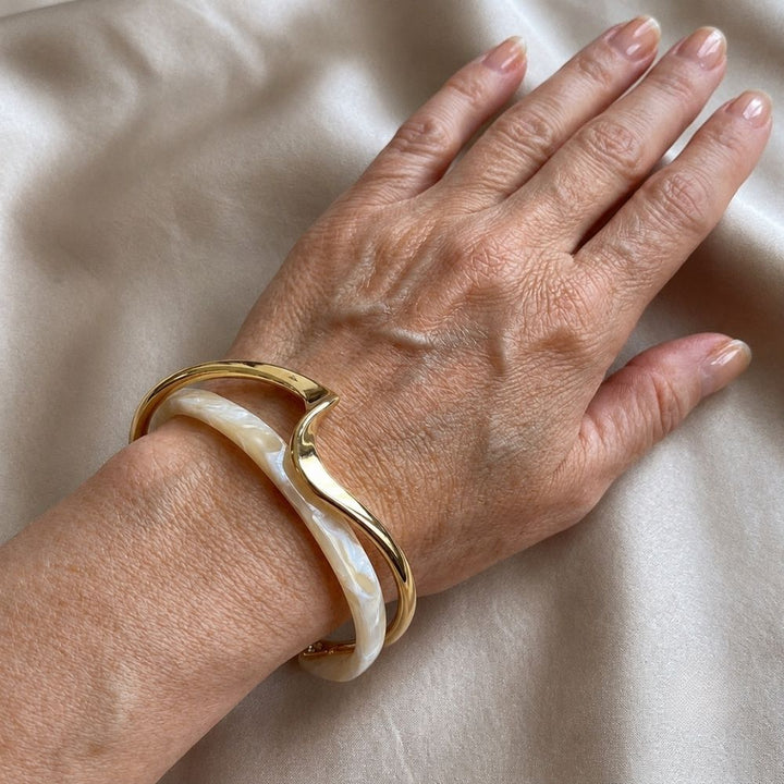 Pulsera Oro con Ópalo Blanco