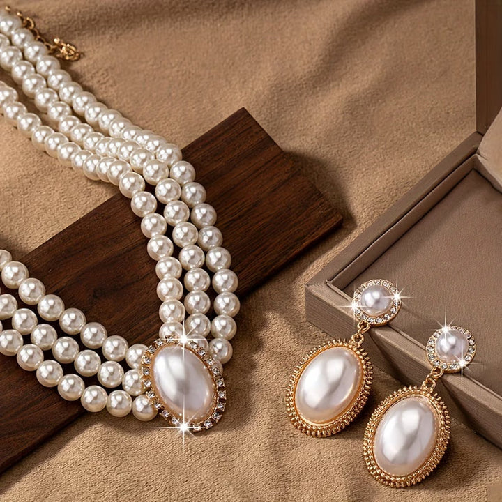 Conjunto de Joyas con Perlas Clásicas