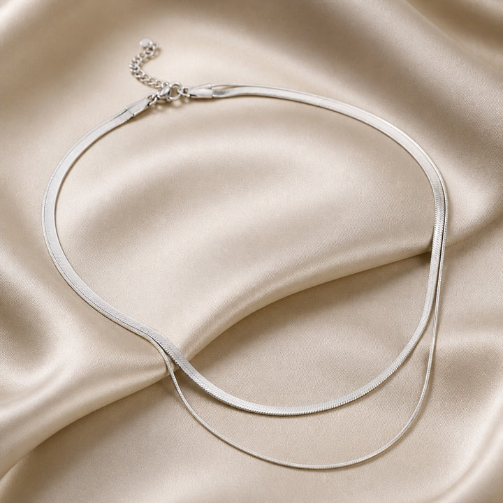 Collar Serpiente en Capas Oro Blanco