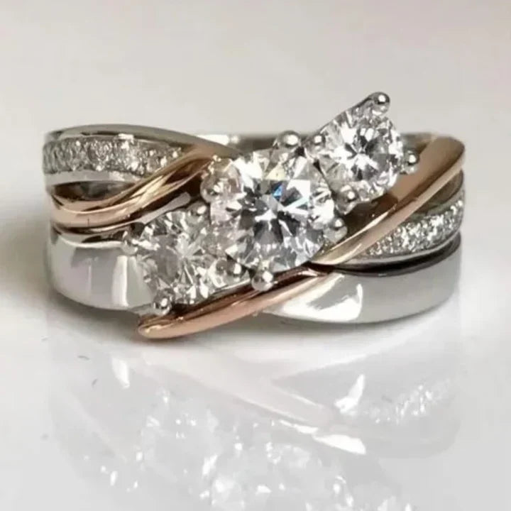 Anillo Plata y Oro Circonitas Entrelazado