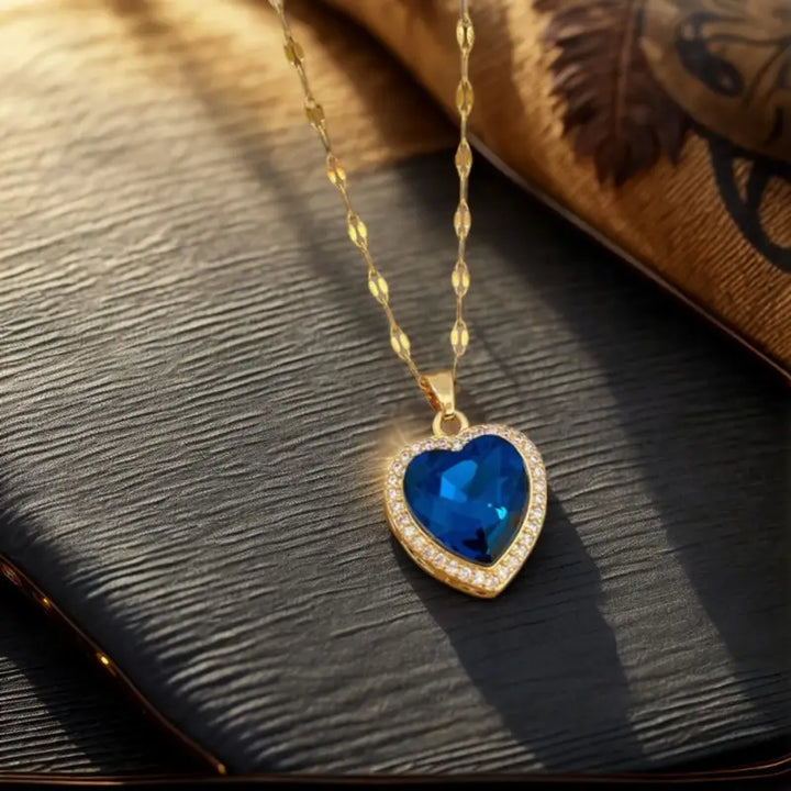 Collar Jaselle Vireyne Oro