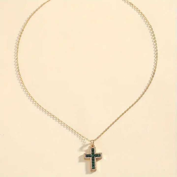 Collar Cruz con Piedra Verde