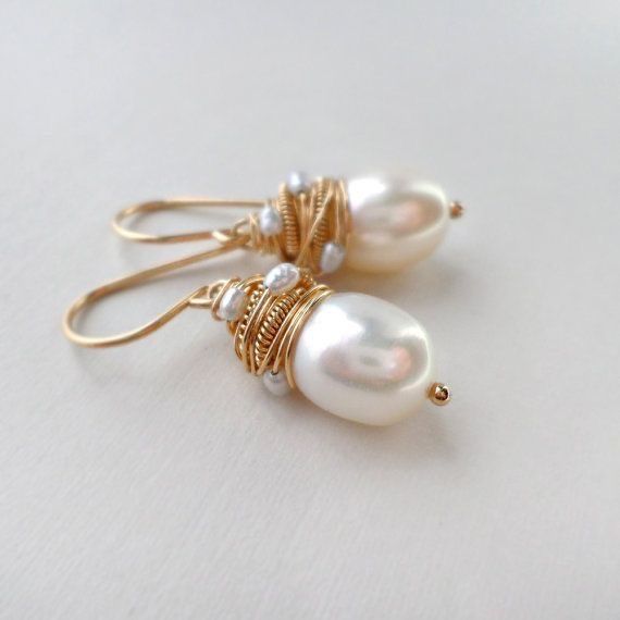 Pendientes Perla e Hilos Dorados