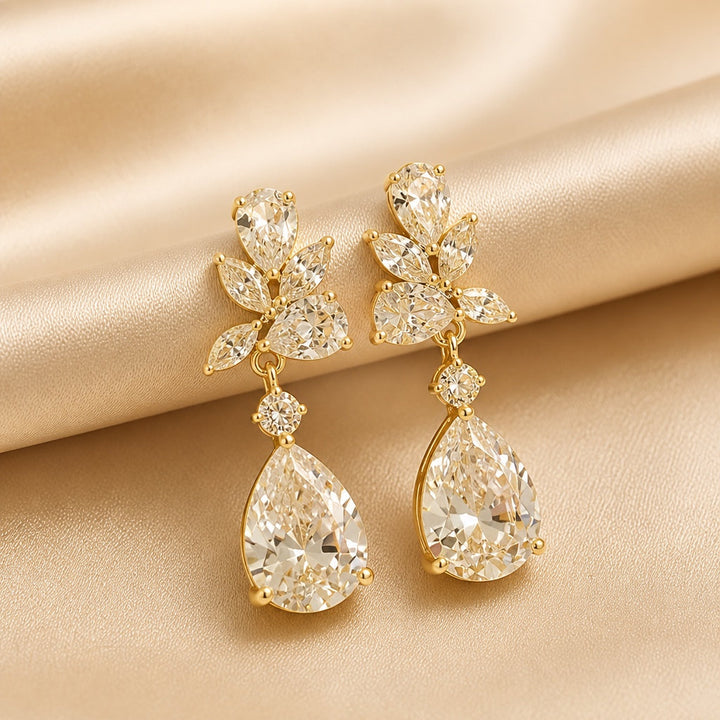 Pendientes Gota Floral Oro Blanco