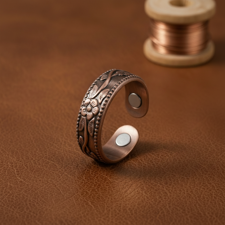 Anillo de Cobre Oscuro Grabado