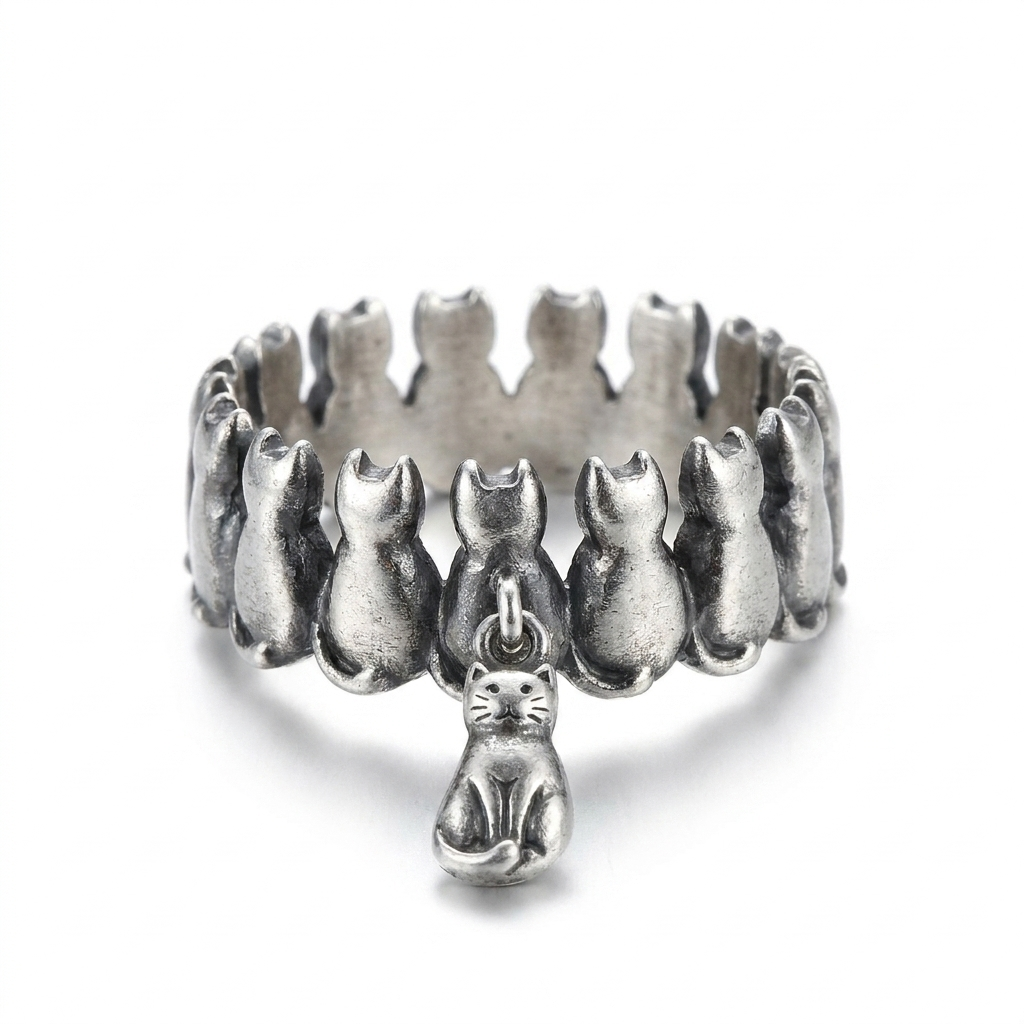 Anillo gato colgante vintage, foto principal fondo blanco