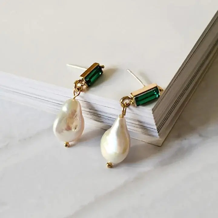 Pendientes Perla y Detalle Verde