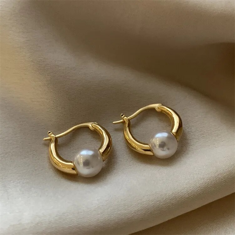 Pendientes Elegantes Perla y Oro