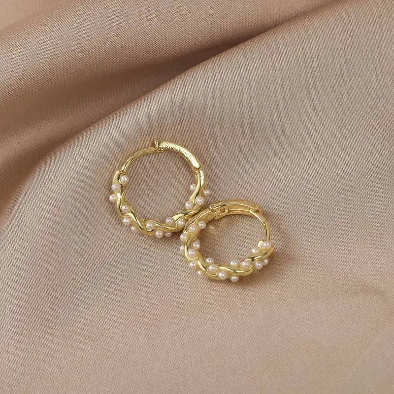 Aros Pequeños con Perlas