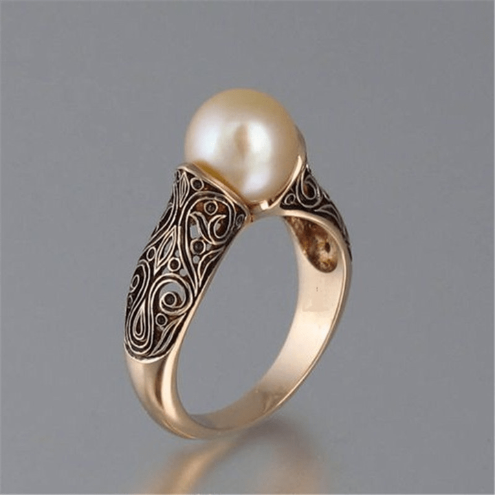 Anillo Vintage en Perlas y Oro