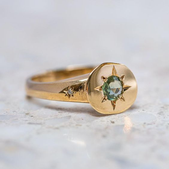 Anillo Vintage Verde de Oro