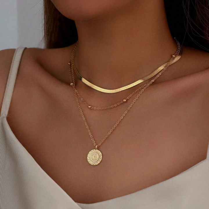 Collar Vintage de Oro
