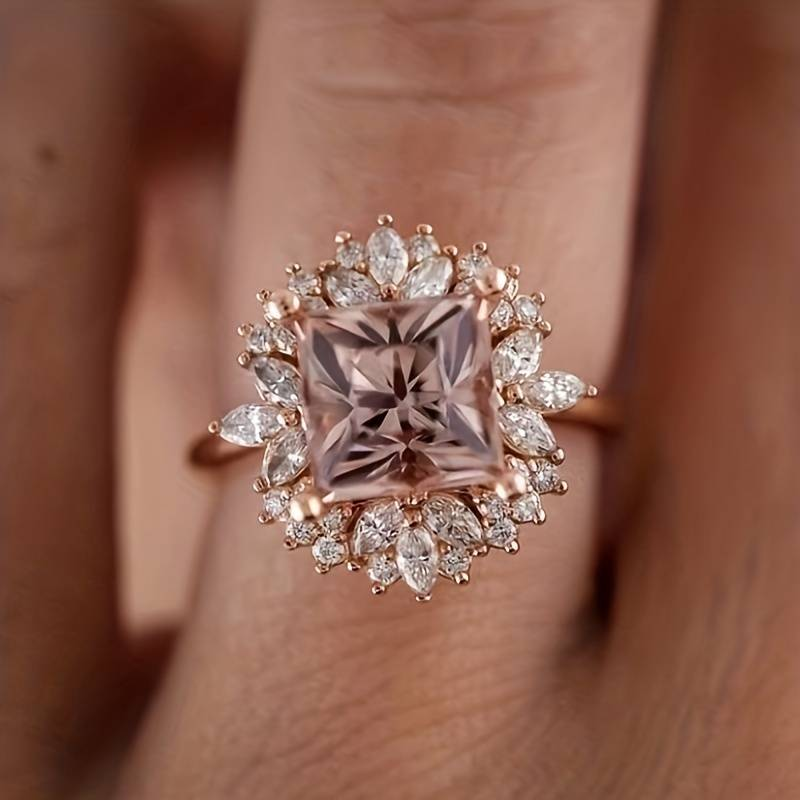 Anillo Vintage Incrustado con Flor