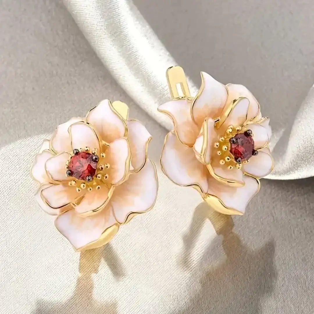 Pendientes Flor Blanca Circonitas Rojas