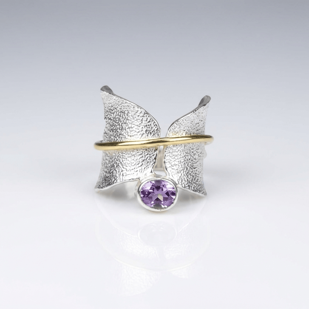 Anillo con Mariposa y Amatista Bicolor