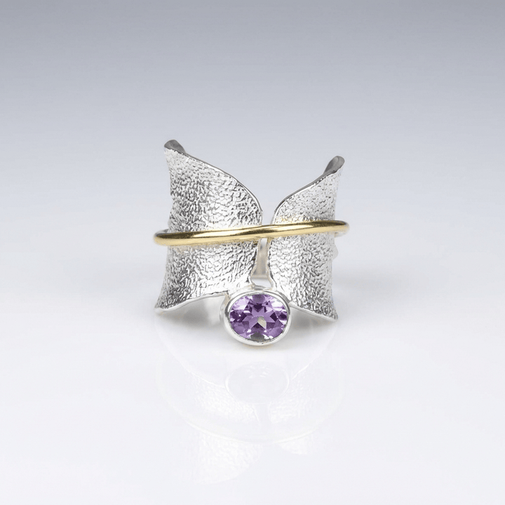 Anillo con Mariposa y Amatista Bicolor